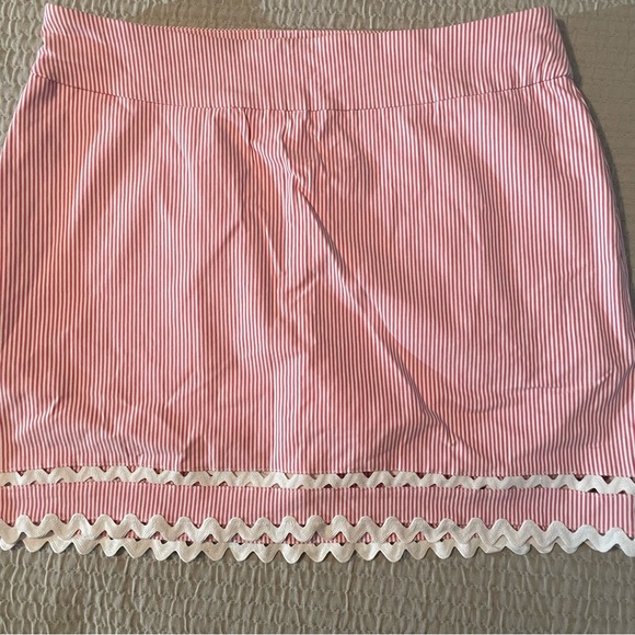 Crown and Ivy Skort - Picture 8 of 8